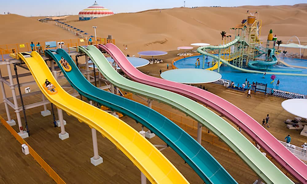 水上乐园设施有很多好玩的水上游乐项目