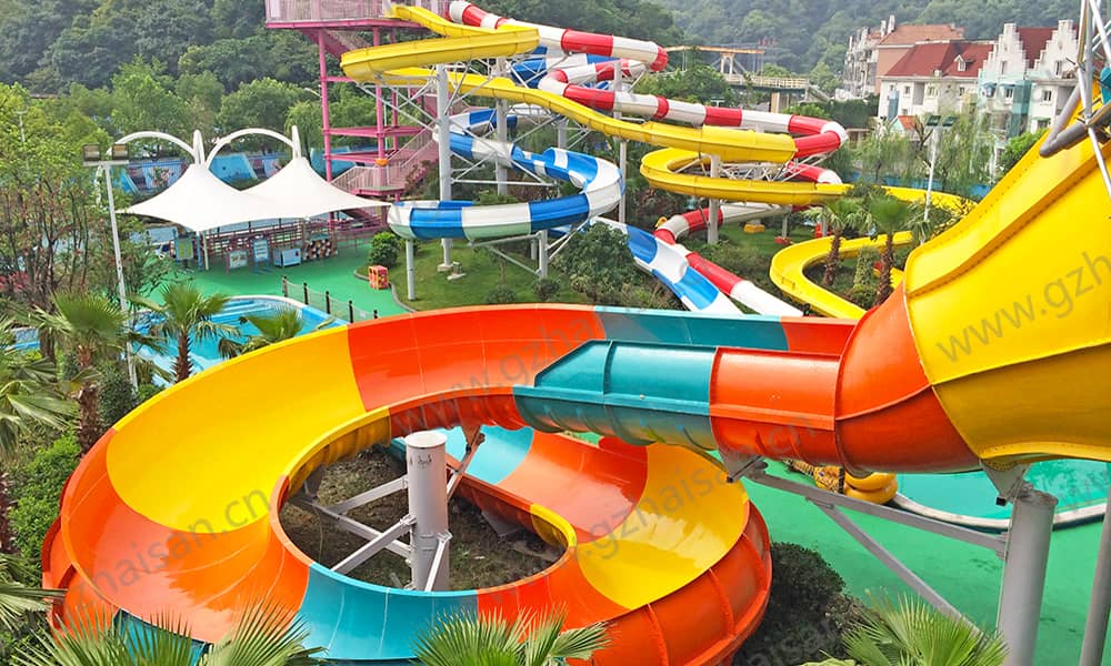 浙江杭州浪浪浪水公园大喇叭、螺旋滑道